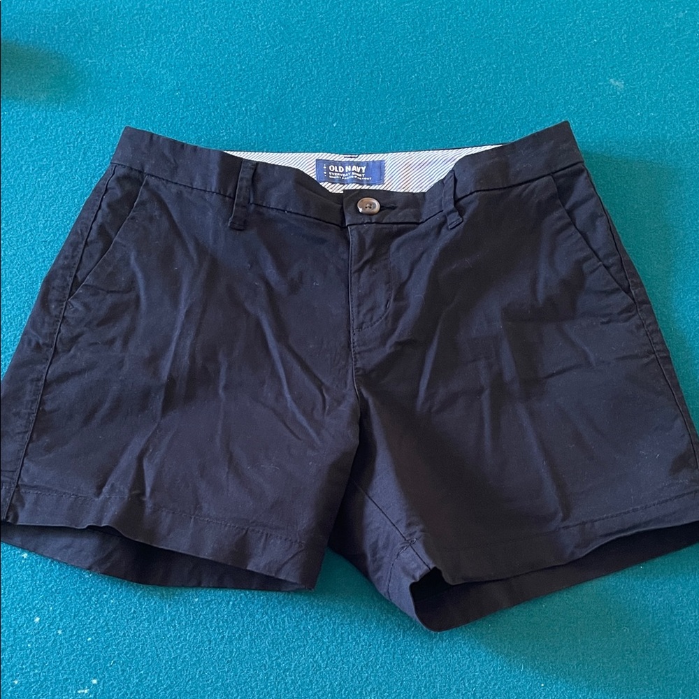 Old Navy Women's Black Bermudas